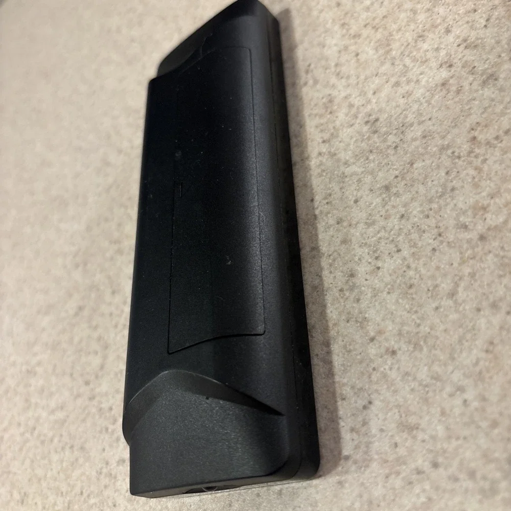 ORIGINAL OEM VIZIO VR17 TV Remote Control (NO KEYBOARD) Working Wireless‎